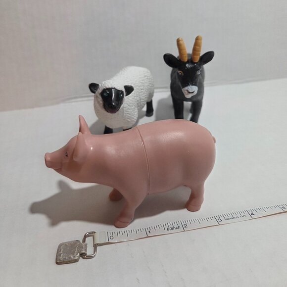 Learning Resource Farm Animals Goat, Pig, Sheep - Picture 4 of 7